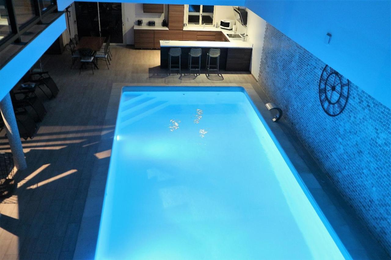 Gite Jet D'Eau Avec Piscine Interieure 30 Minutes Versailles Montainville  외부 사진